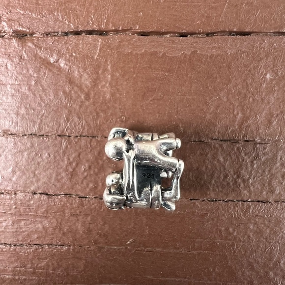 Chamilia Charm ~ Sterling Silver ~ Children Playing - Picture 6 of 10